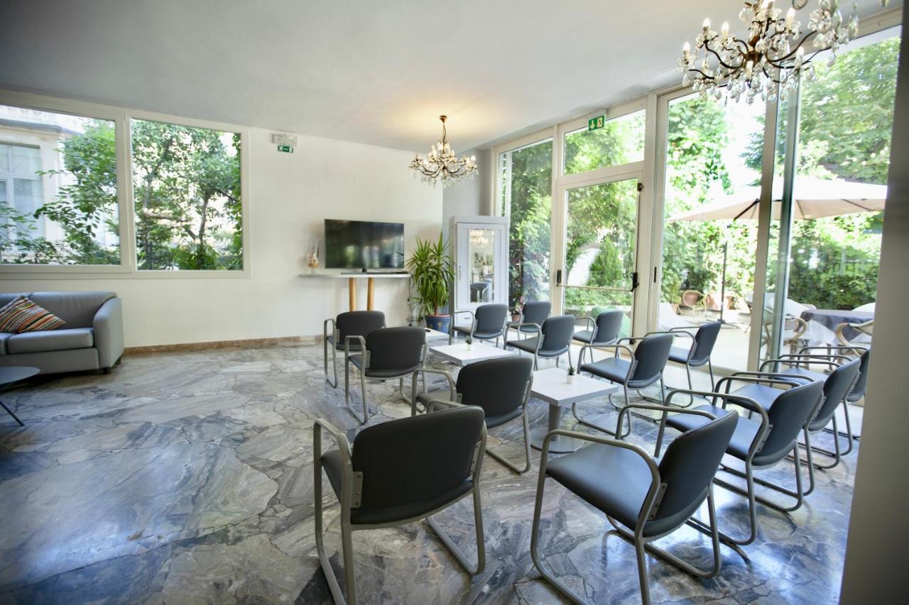Hotel Maestri Riccione Kültér fotó