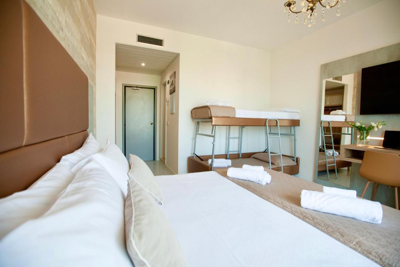 Hotel Maestri Riccione Kültér fotó
