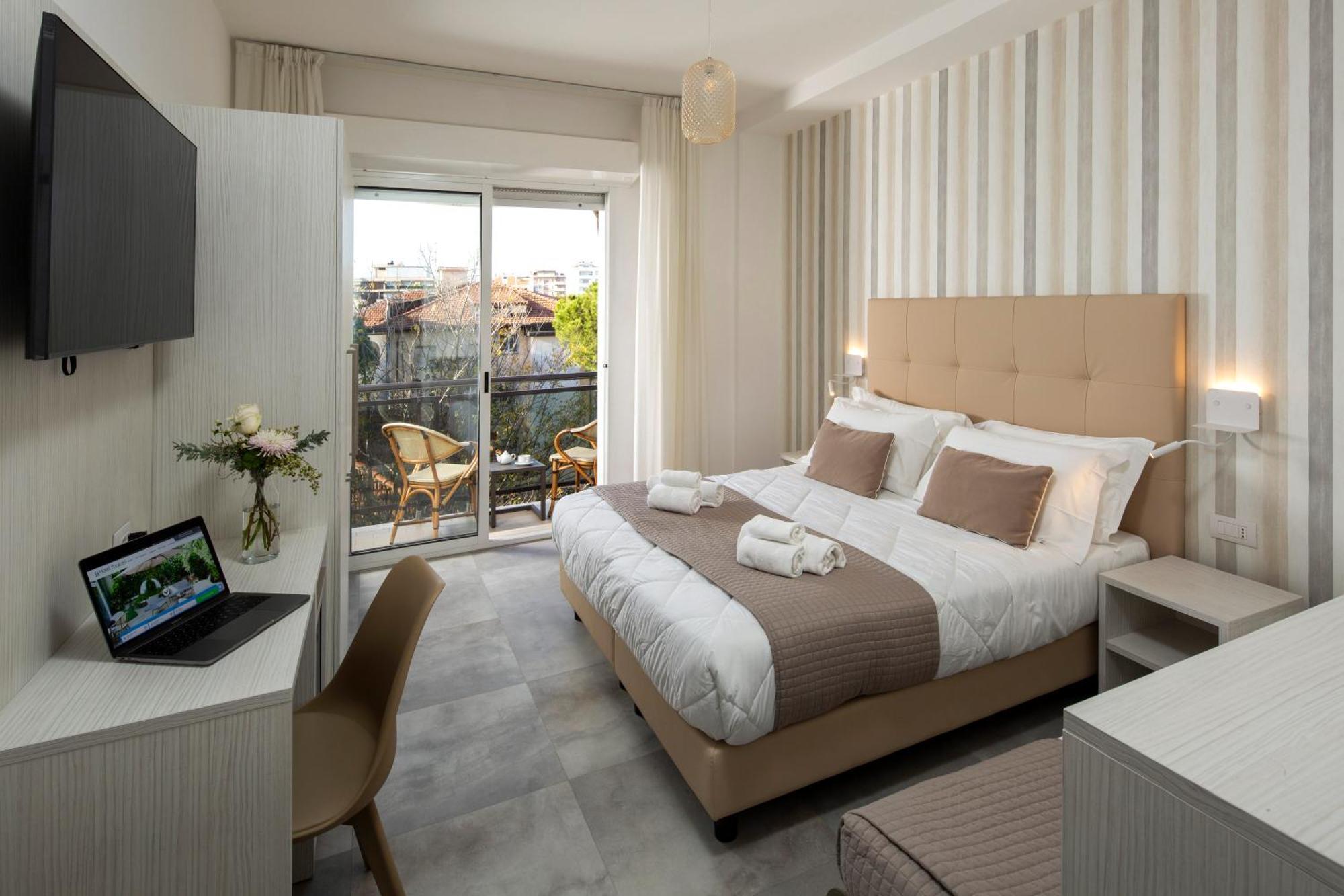 Hotel Maestri Riccione Kültér fotó